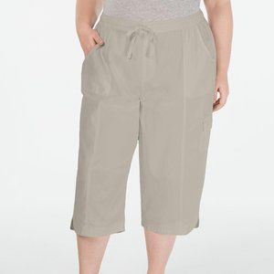 Karen Scott Edna Cargo Capris Brand NWT